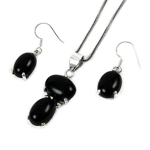 Rattling 925 Sterling Silver Black Onyx Gemstone Pendant and Earrings Set