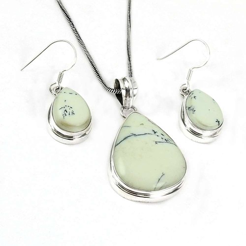 Pleasing 925 Sterling Silver Dendritic Agate Gemstone Pendant and Earrings Set