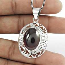 925 Silver Jewellery Beautiful Garnet Gemstone Pendant Fournisseur