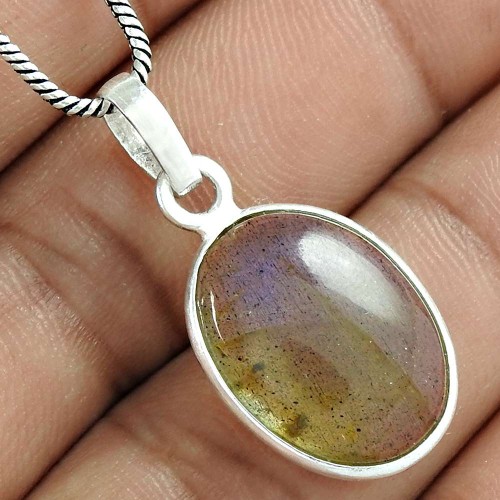 Graceful 925 Sterling Silver Labradorite Gemstone Charm Pendant Jewelry