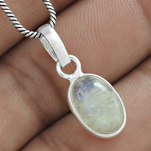 Beautiful 925 Sterling Silver Rainbow Moonstone Pendant Jewellery