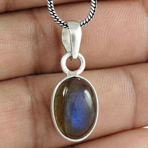 Designer 925 Sterling Silver Labradorite Gemstone Pendant