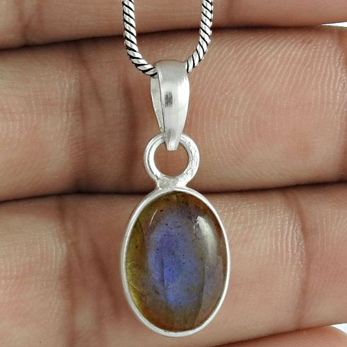 Dainty 925 Sterling Silver Labradorite Gemstone Pendant