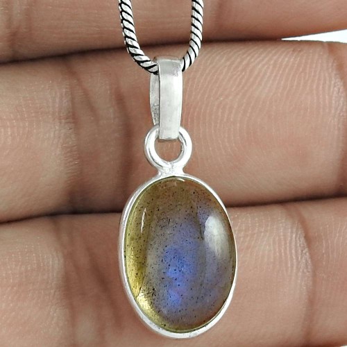 Sightly 925 Sterling Silver Labradorite Gemstone Pendant