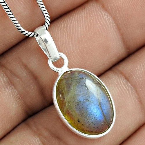 Scrumptious 925 Sterling Silver Labradorite Gemstone Pendant Jewellery