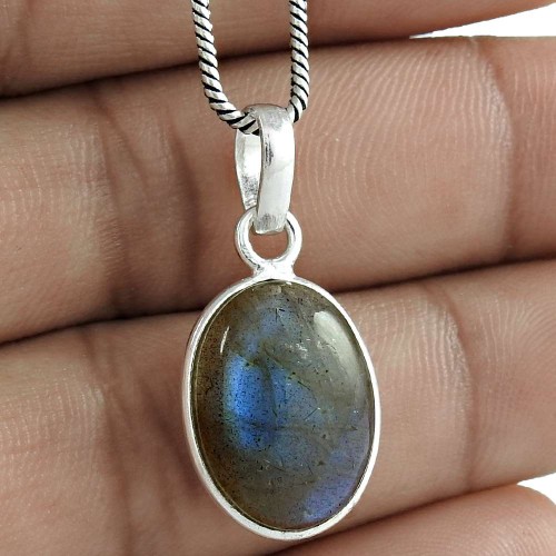 Designer 925 Sterling Silver Labradorite Gemstone Charm Pendant