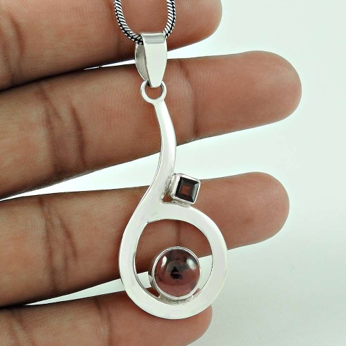 925 Sterling Silver Jewelry Fashion Garnet Gemstone Pendant Großhandel