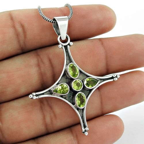 925 Sterling Silver Gemstone Jewelry Charming Peridot Gemstone Pendant De gros