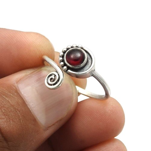 Garnet Gemstone Ring Size 7 925 Sterling Silver HANDMADE Jewelry N15